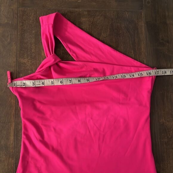 NWT Adreamly Sexy Sleeveless One Shoulder Cut Out Back Bodysuit Large - Picture 9 of 12